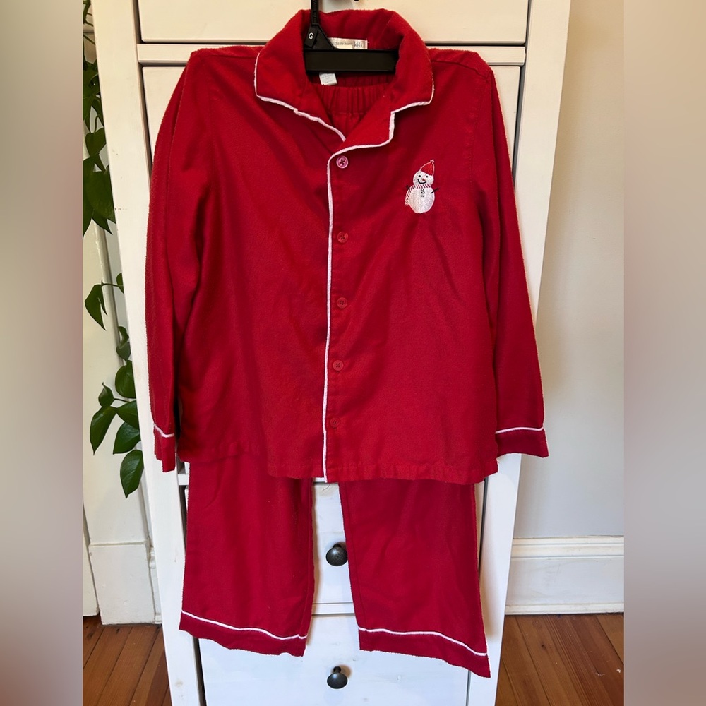 Pottery Barn Kids unisex size 8 red kids Christmas holiday pajamas with snowman